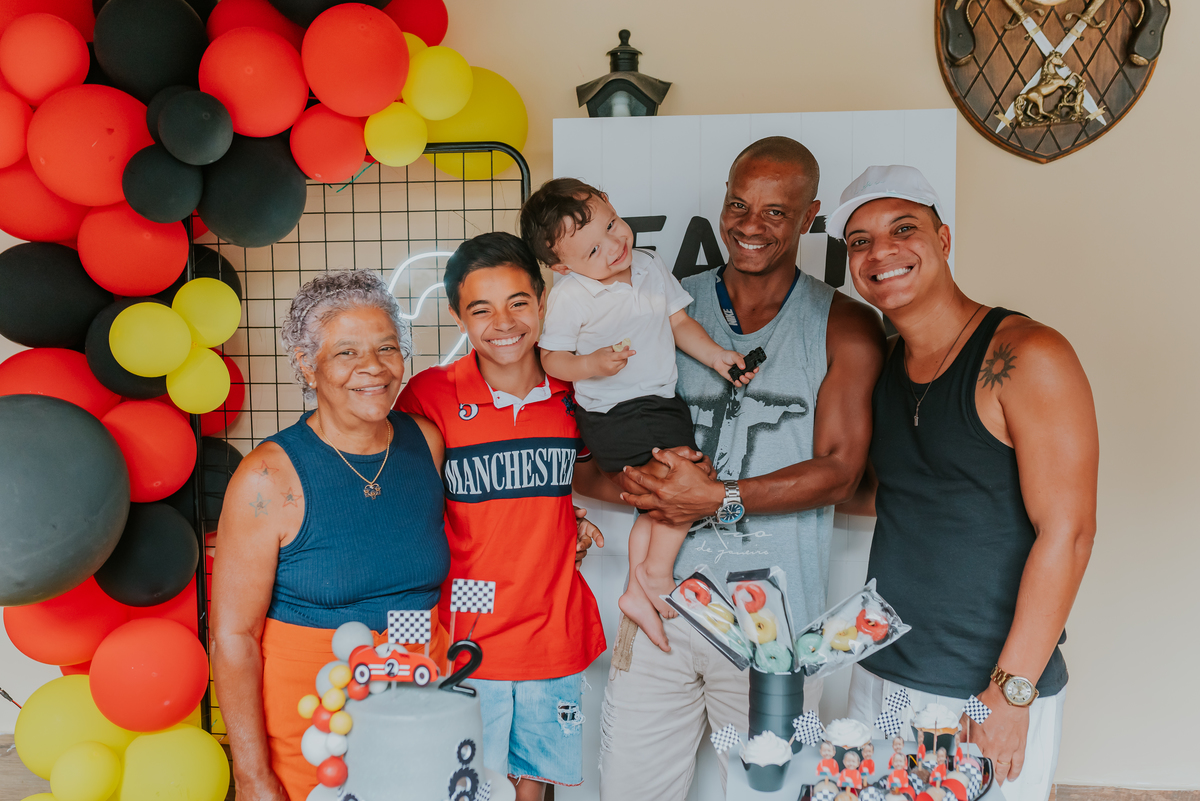 fotografia festa infantil Rio de Janeiro rj fotografa familia 2 anos Nicolas tema carros em casa 