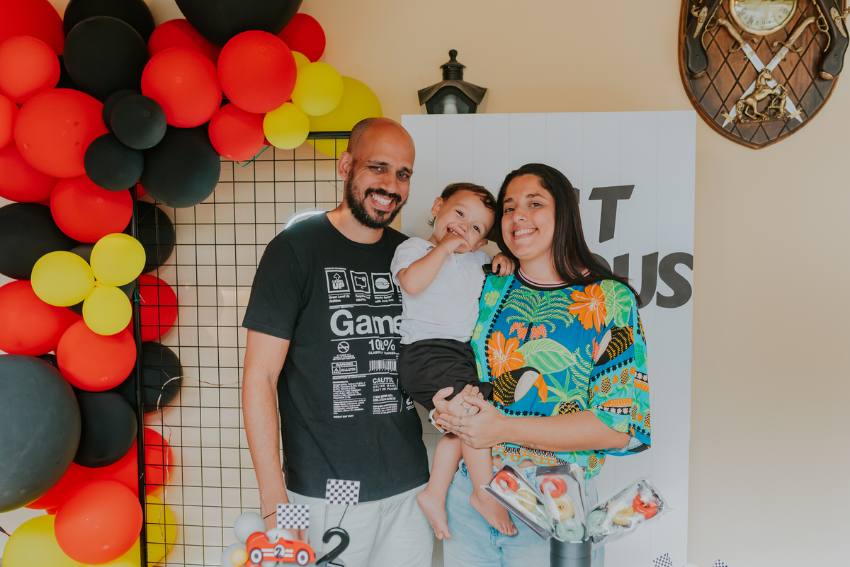 fotografia festa infantil Rio de Janeiro rj fotografa familia 2 anos Nicolas tema carros em casa 