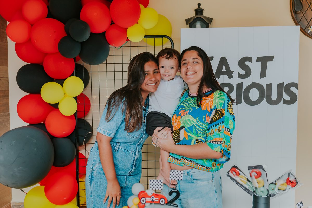 fotografia festa infantil Rio de Janeiro rj fotografa familia 2 anos Nicolas tema carros em casa 