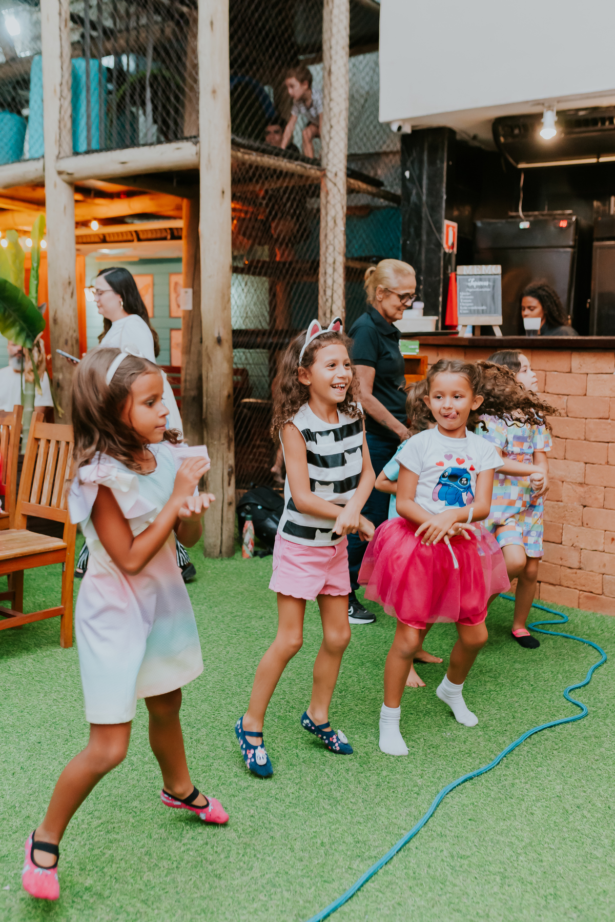 6 anos thais fotografa familia fotografia Tijuca vilarejo kids Rio de Janeiro rj festa infantil casa de festas 