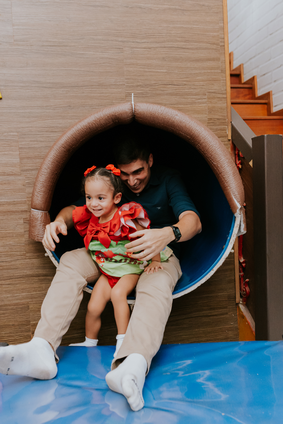 fotografa familia festa infantil 2 anos maria Julia casa de festas tik tak botafogo rio de janeiro rj fotografia tema chapeuzinho vermelho 