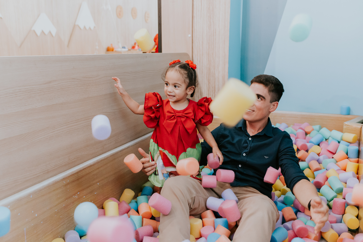 fotografa familia festa infantil 2 anos maria Julia casa de festas tik tak botafogo rio de janeiro rj fotografia tema chapeuzinho vermelho 