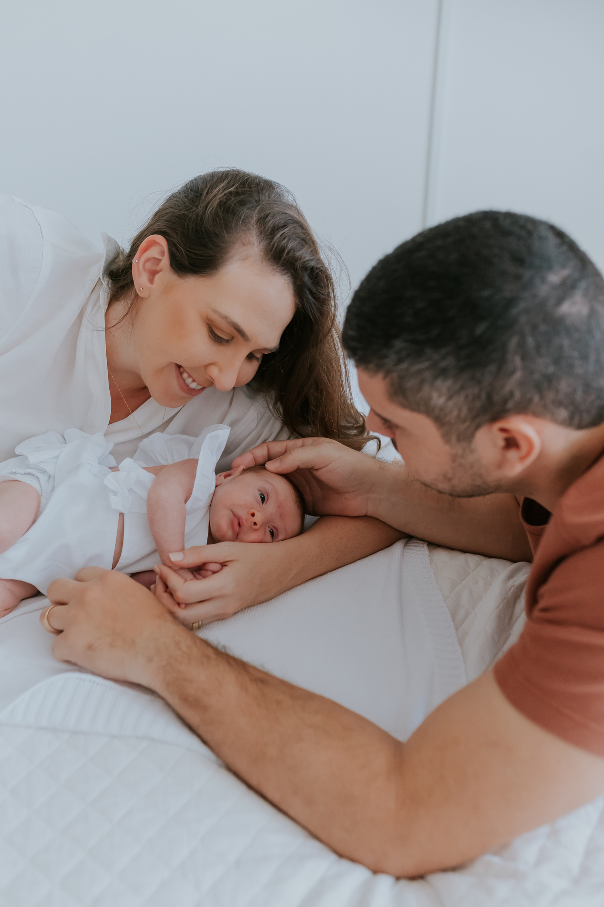 fotografia ensaio família em casa primeiros dias liz fotografa rio de janeiro rj acompanhamento trimestral 