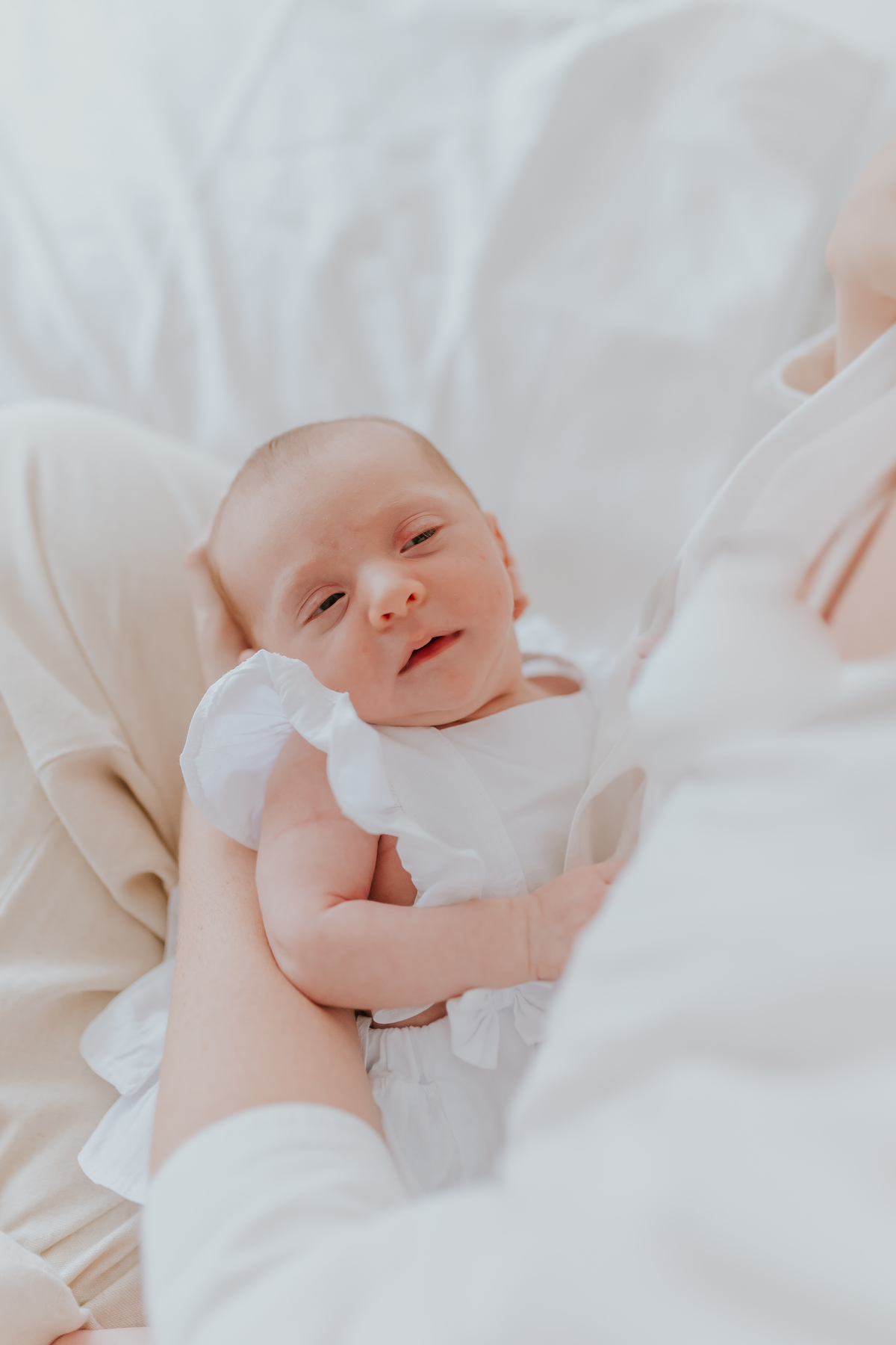 fotografia ensaio família em casa primeiros dias liz fotografa rio de janeiro rj acompanhamento trimestral 