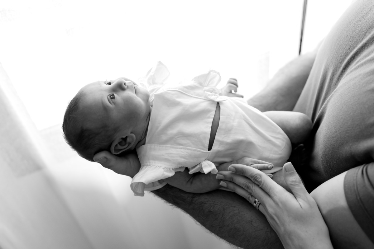 fotografia ensaio família em casa primeiros dias liz fotografa rio de janeiro rj acompanhamento trimestral 