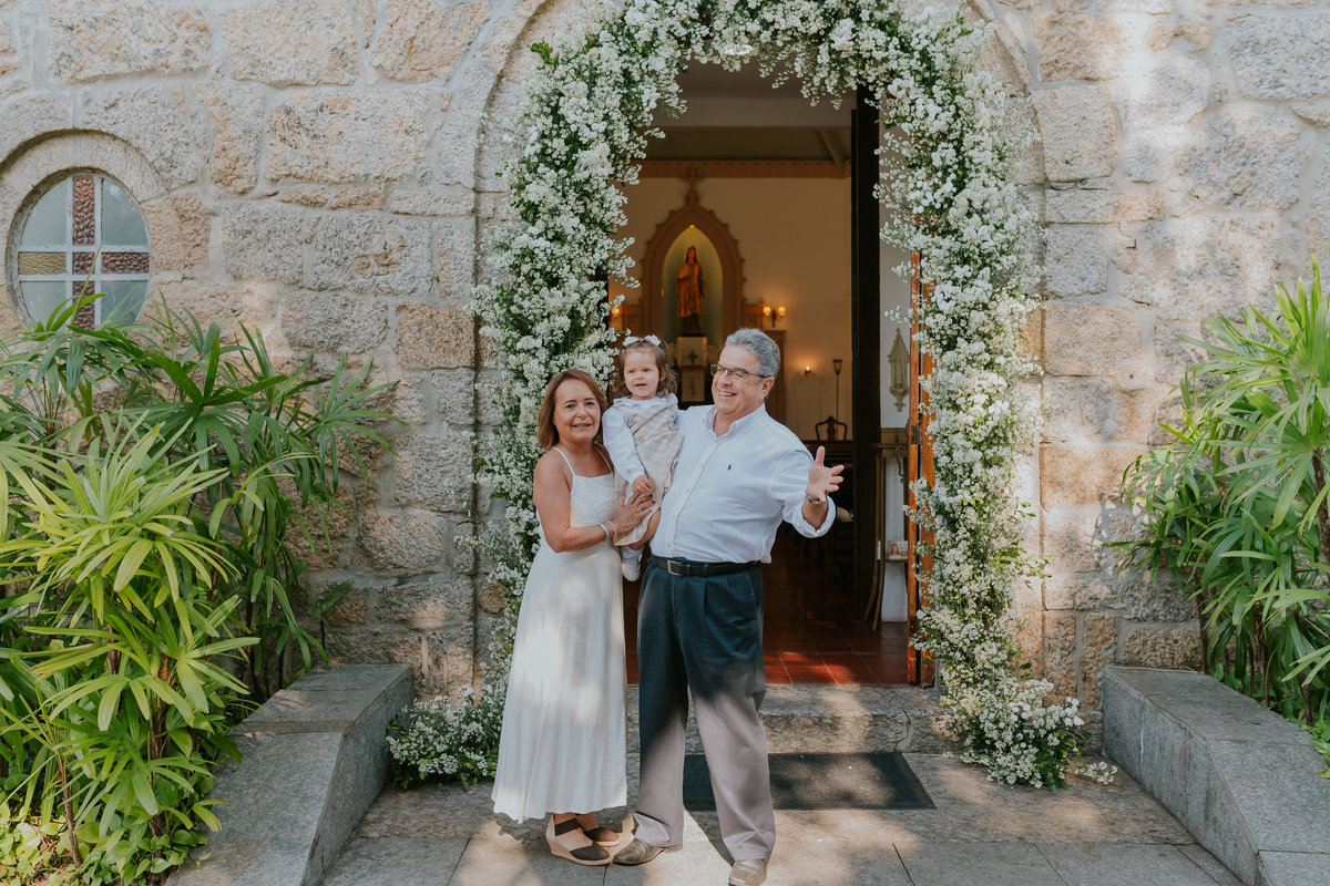 fotografia batizado batismo fotografa de familia Rio de Janeiro rj Capela Santa Ignez gavea Alice 