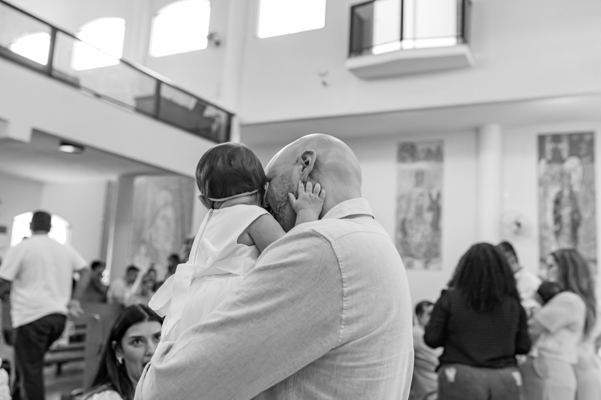 fotografia batizado batismo maria Julia Rio de Janeiro fotografa familia capela nossa senhora de Fátima ilha do governador rj jardim Guanabara 
