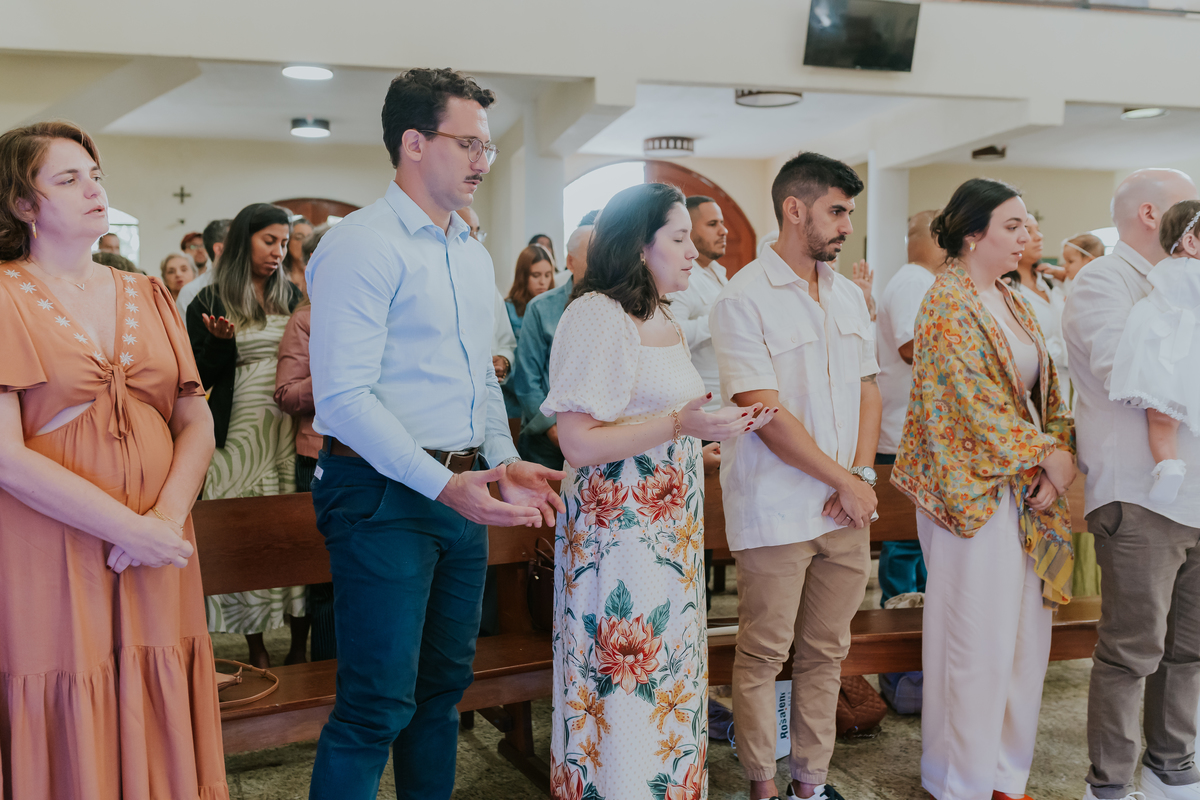 fotografia batizado batismo maria Julia Rio de Janeiro fotografa familia capela nossa senhora de Fátima ilha do governador rj jardim Guanabara 