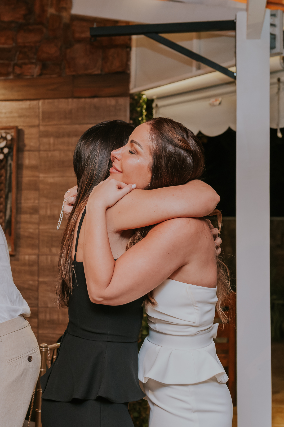 fotografa de casais casamento intimista monique e bruno em casa Rio de Janeiro rj cerimônia familia wedding 