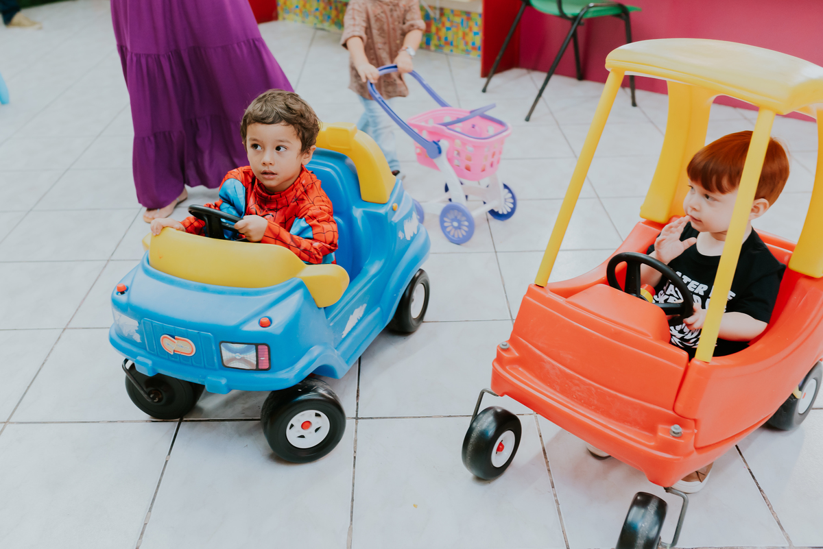 fotografia festa infantil 3 anos tomas laranjeiras Río de Janeiro rj fotografa familia evento homem aranha bruna Guerson casa de festas arca dos sonhos