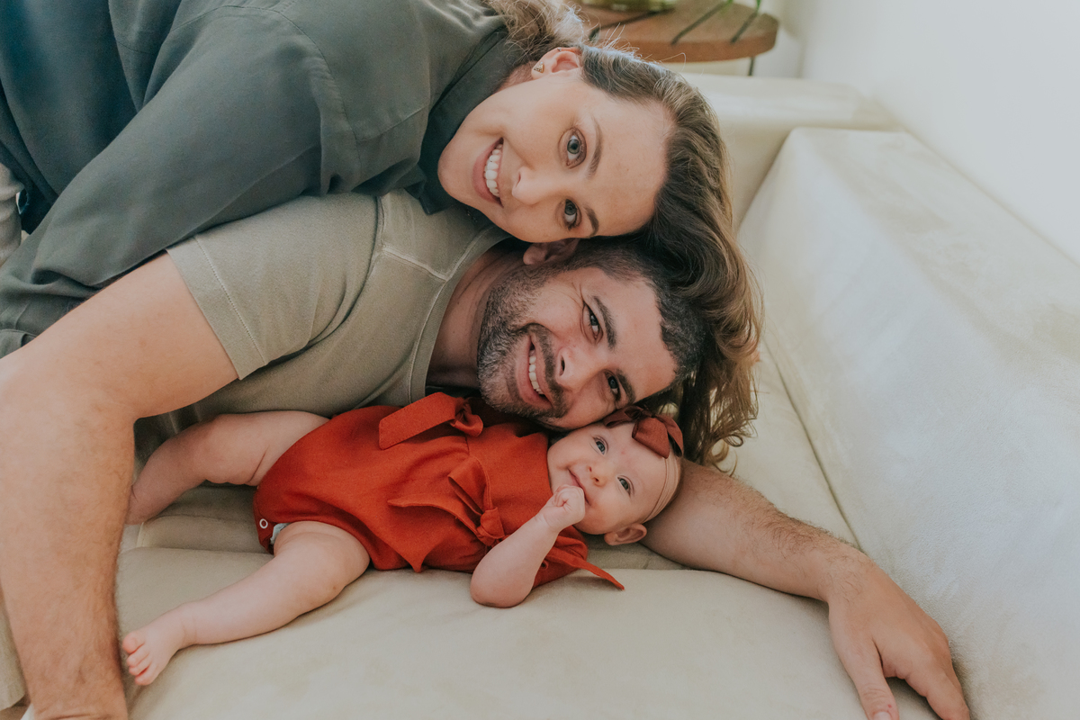 fotografa familia ensaio acompanhamento bebe 3 meses liz ilha do governador rj Rio de Janeiro jardim Guanabara fotografia 