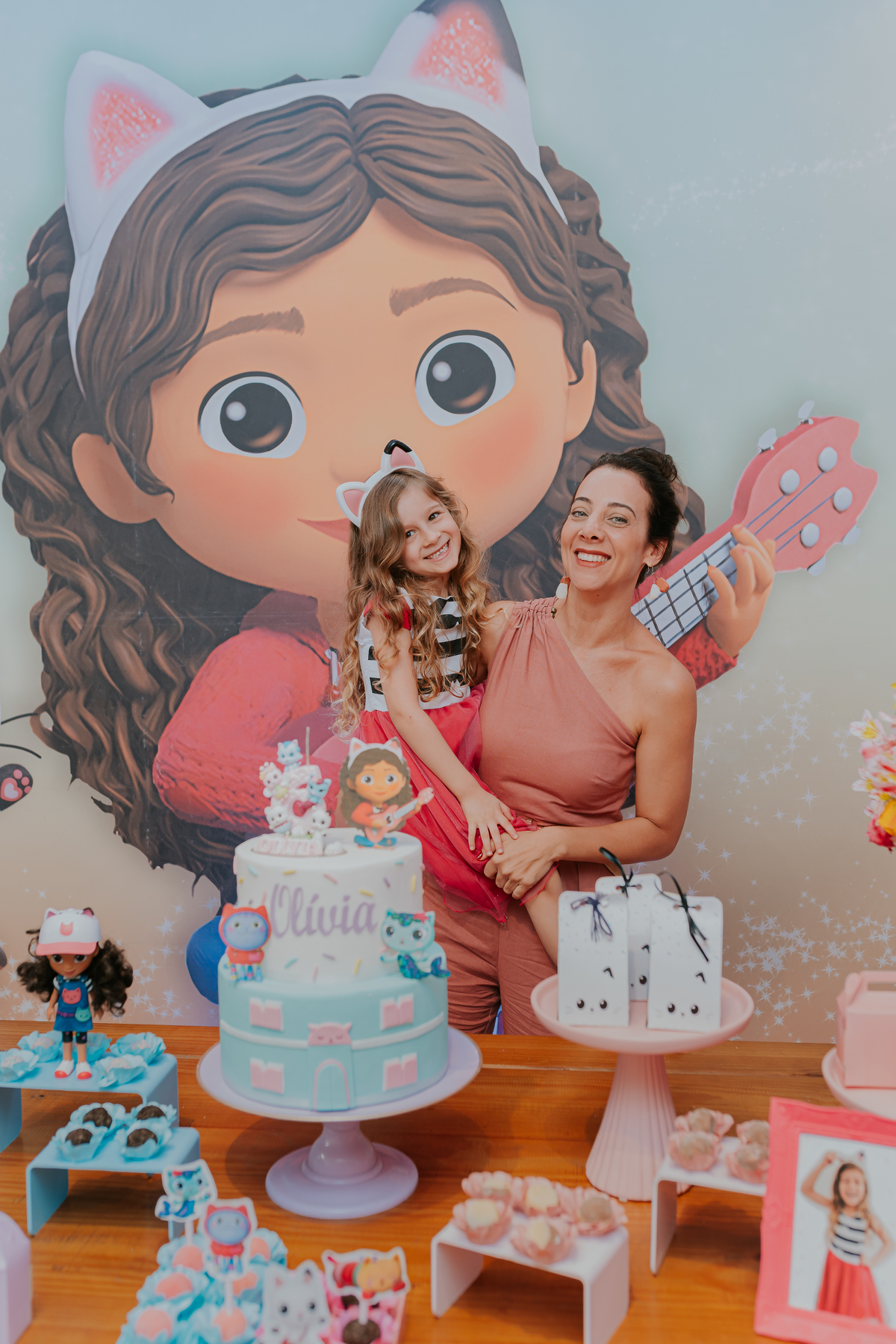 fotografa festa infantil evento rj Rio de Janeiro 6 anos Olivia casa de festas quintal tijuca fotografia tema a casa da gabby 