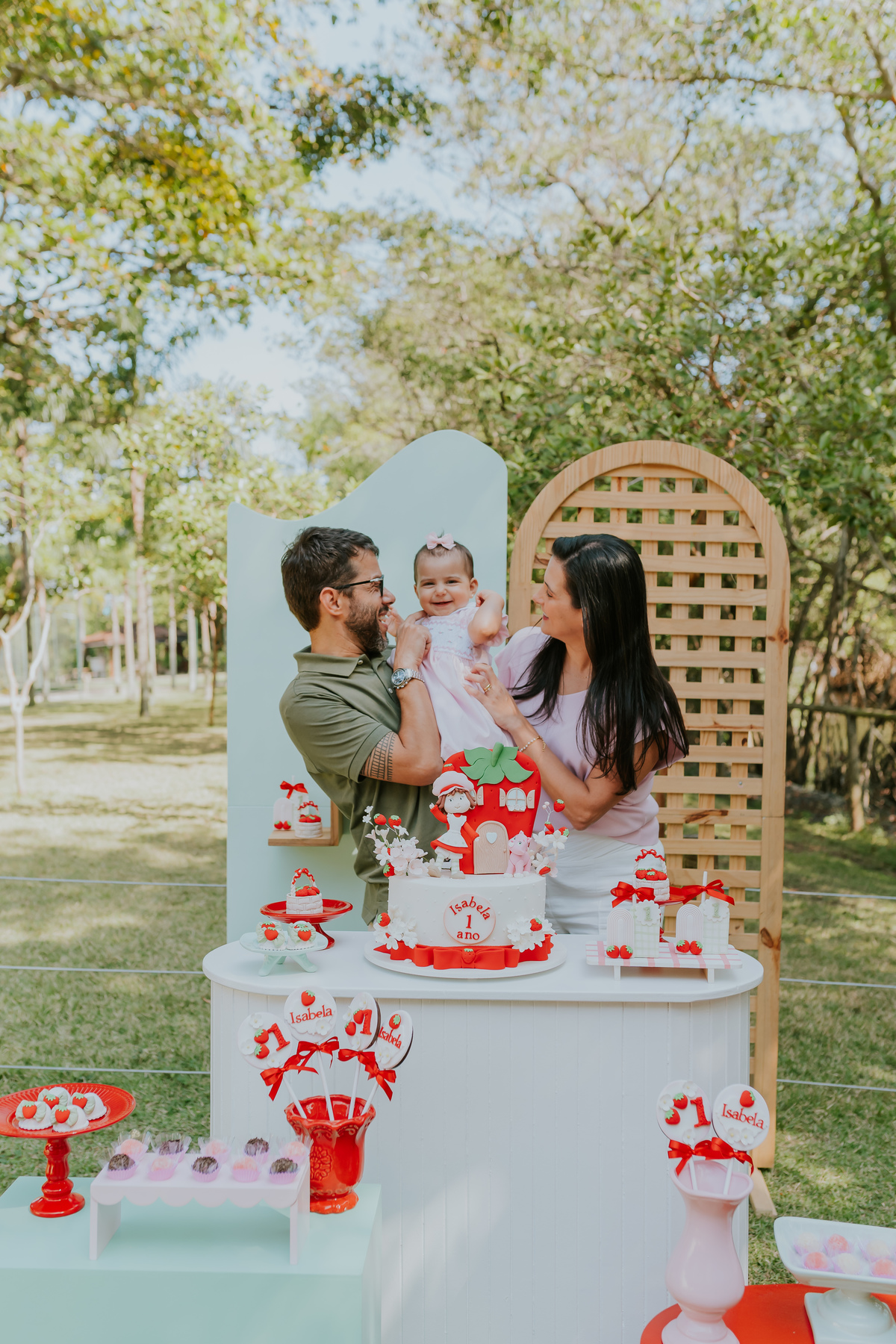 festa infantil fotografa familia rj Rio de Janeiro 1 ano Isabela ao ar livre natureza marina barra clube barra da tijuca fotografia evento 