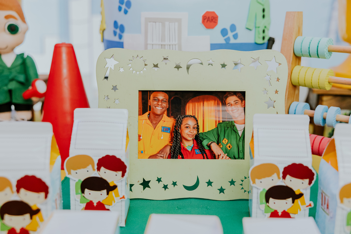 fotografa familia evento Rio de Janeiro 4 anos benjamín tema detetives do prédio azul fotografia festa infantil rj casa de festa tik tak botafogo 