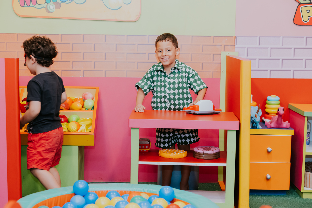 fotografa familia evento Rio de Janeiro 4 anos benjamín tema detetives do prédio azul fotografia festa infantil rj casa de festa tik tak botafogo 