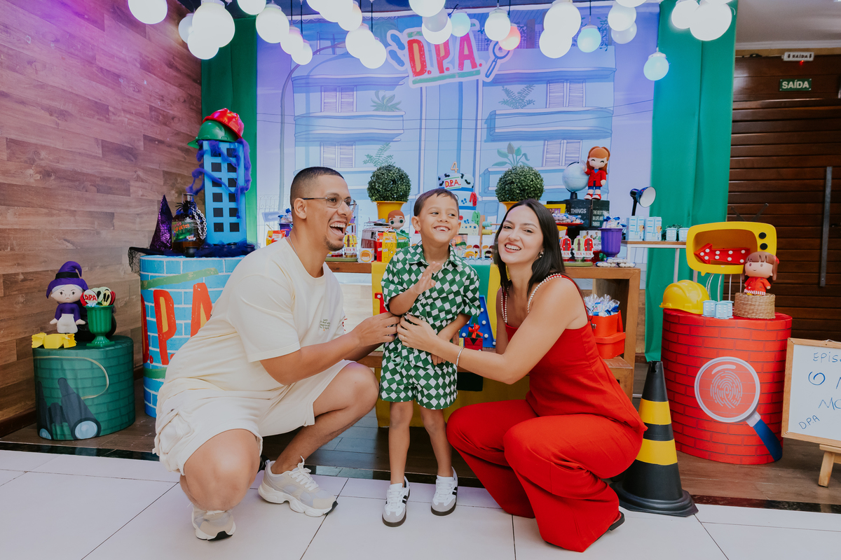 fotografa familia evento Rio de Janeiro 4 anos benjamín tema detetives do prédio azul fotografia festa infantil rj casa de festa tik tak botafogo 