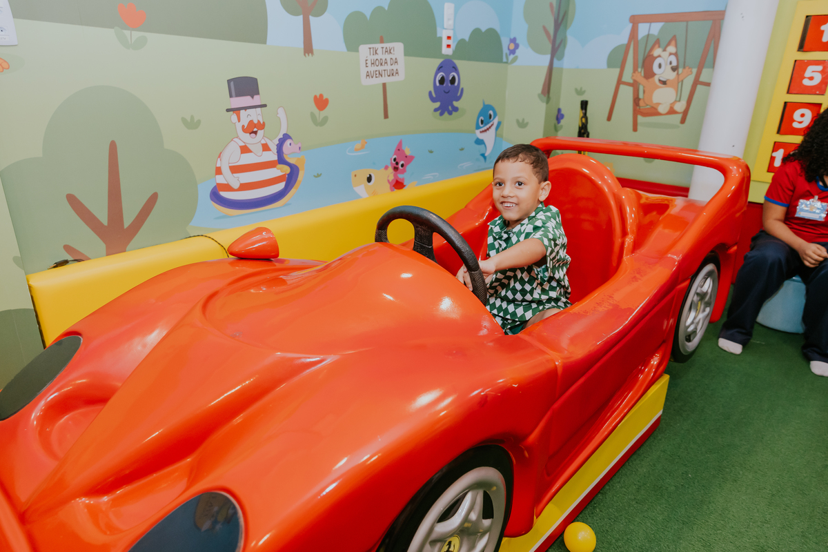 fotografa familia evento Rio de Janeiro 4 anos benjamín tema detetives do prédio azul fotografia festa infantil rj casa de festa tik tak botafogo 