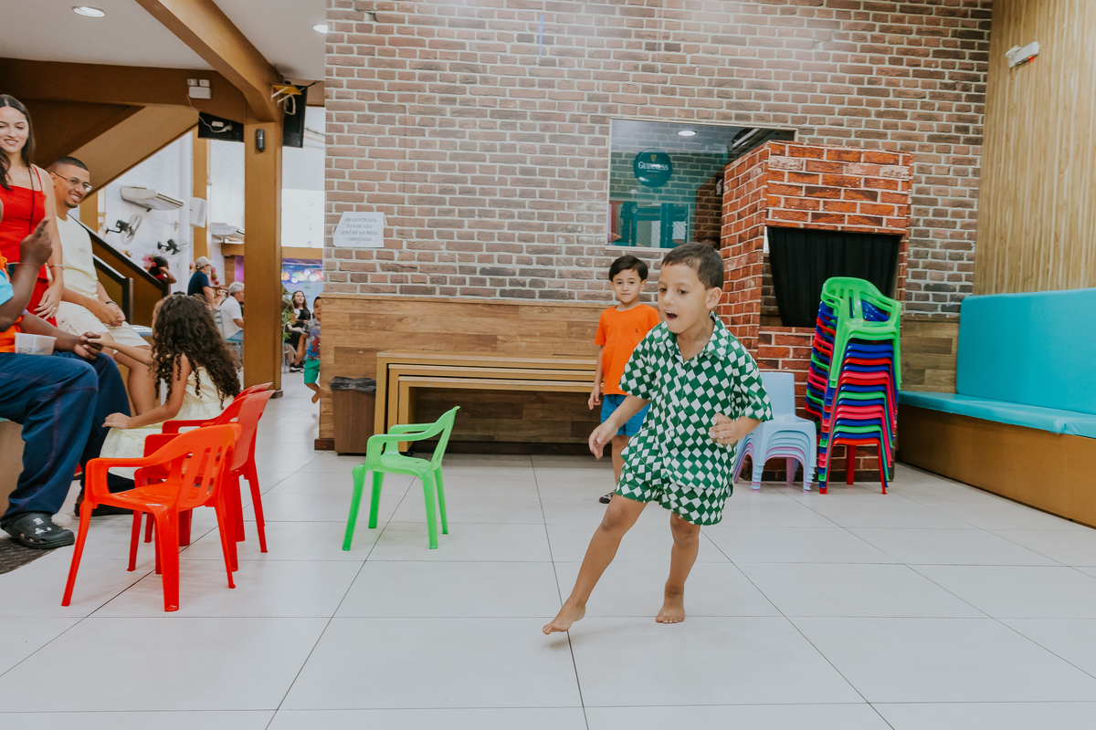 fotografa familia evento Rio de Janeiro 4 anos benjamín tema detetives do prédio azul fotografia festa infantil rj casa de festa tik tak botafogo 