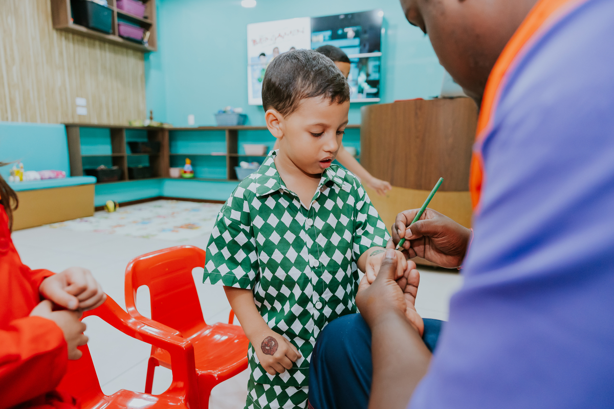fotografa familia evento Rio de Janeiro 4 anos benjamín tema detetives do prédio azul fotografia festa infantil rj casa de festa tik tak botafogo 