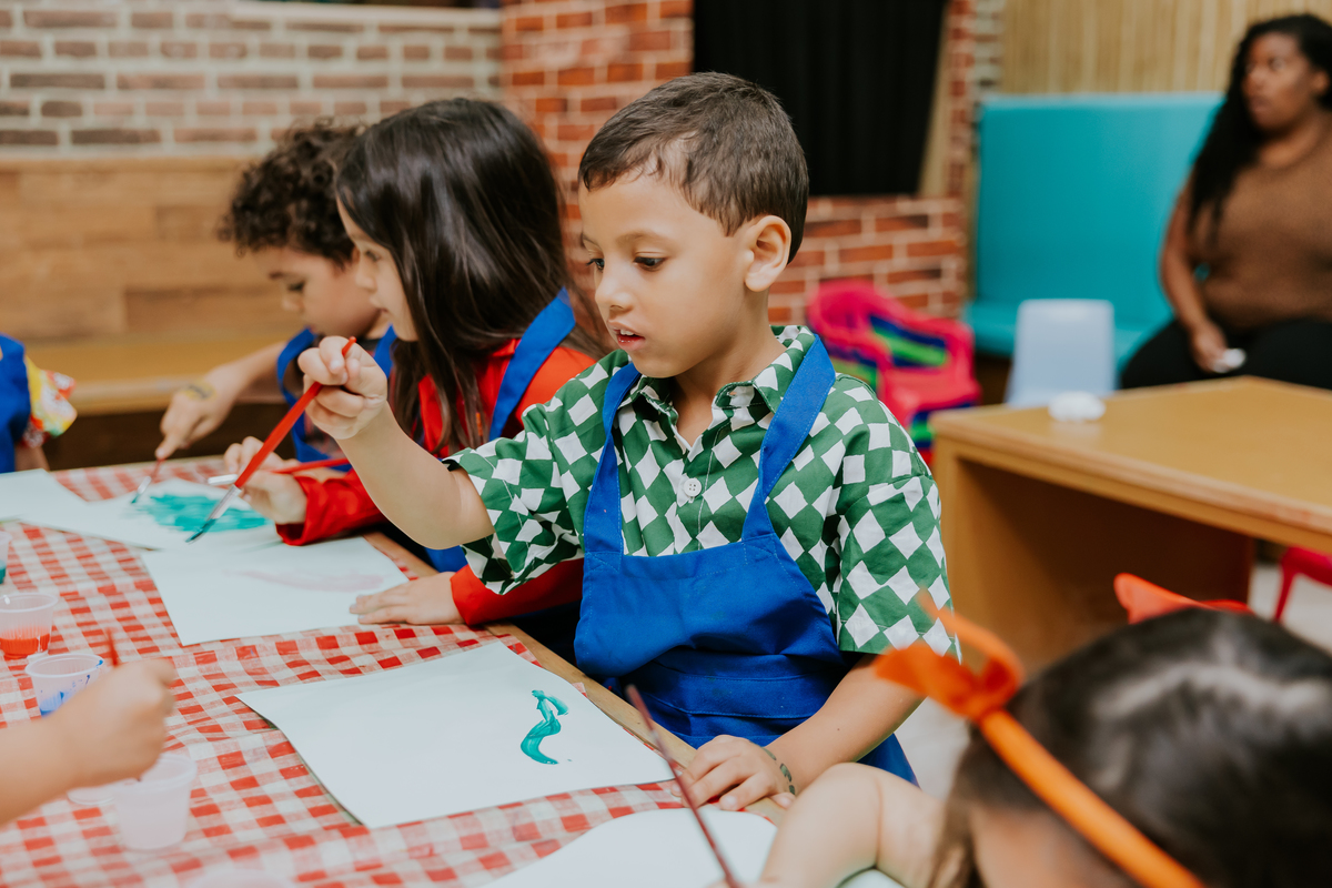 fotografa familia evento Rio de Janeiro 4 anos benjamín tema detetives do prédio azul fotografia festa infantil rj casa de festa tik tak botafogo 