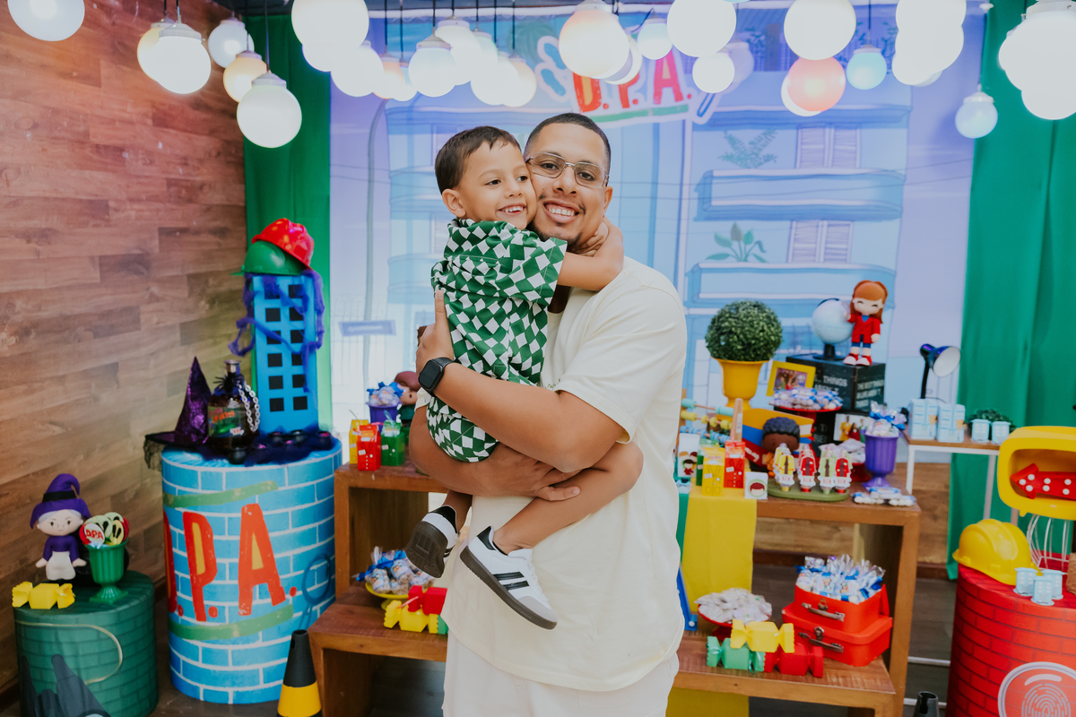 fotografa familia evento Rio de Janeiro 4 anos benjamín tema detetives do prédio azul fotografia festa infantil rj casa de festa tik tak botafogo 