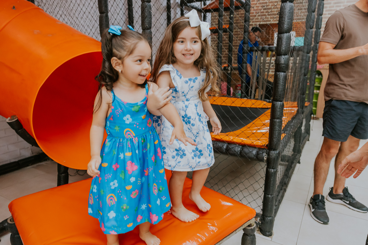 fotografa familia evento Rio de Janeiro 4 anos benjamín tema detetives do prédio azul fotografia festa infantil rj casa de festa tik tak botafogo 