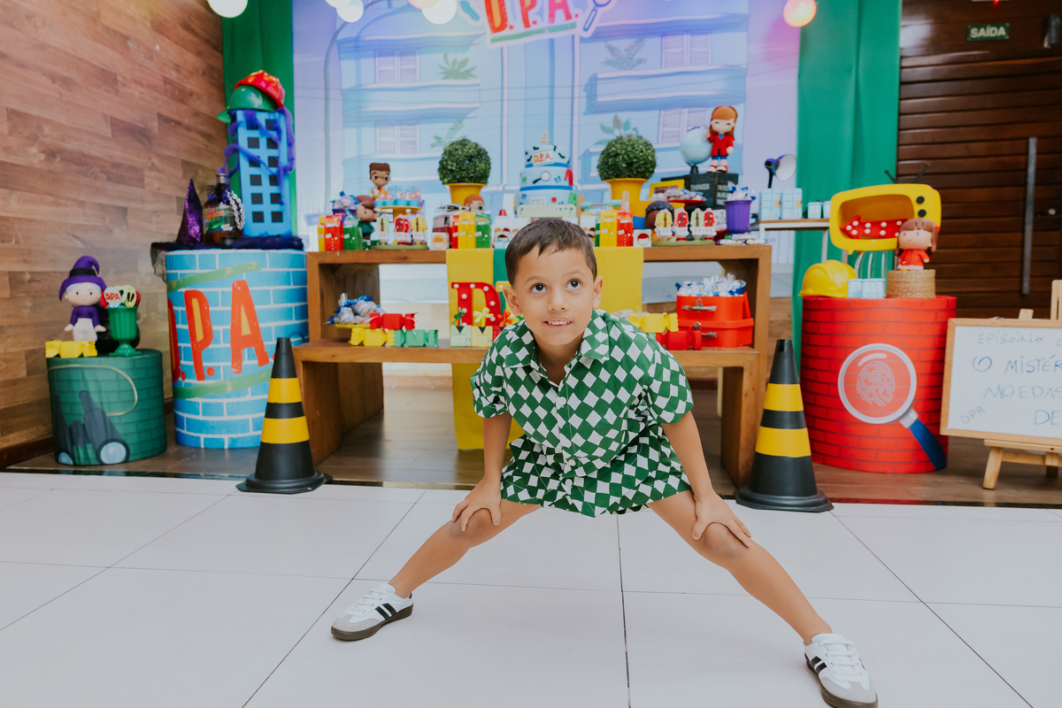 fotografa familia evento Rio de Janeiro 4 anos benjamín tema detetives do prédio azul fotografia festa infantil rj casa de festa tik tak botafogo 