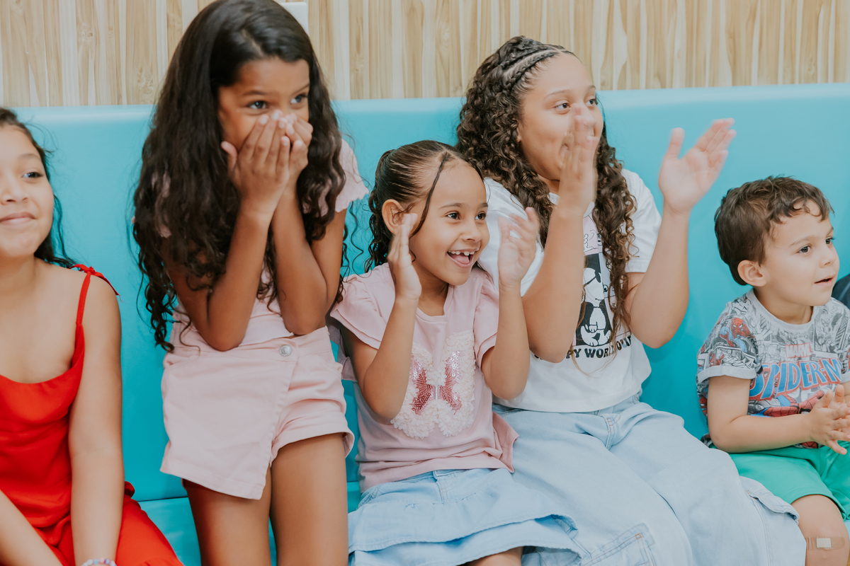 fotografa familia evento Rio de Janeiro 4 anos benjamín tema detetives do prédio azul fotografia festa infantil rj casa de festa tik tak botafogo 