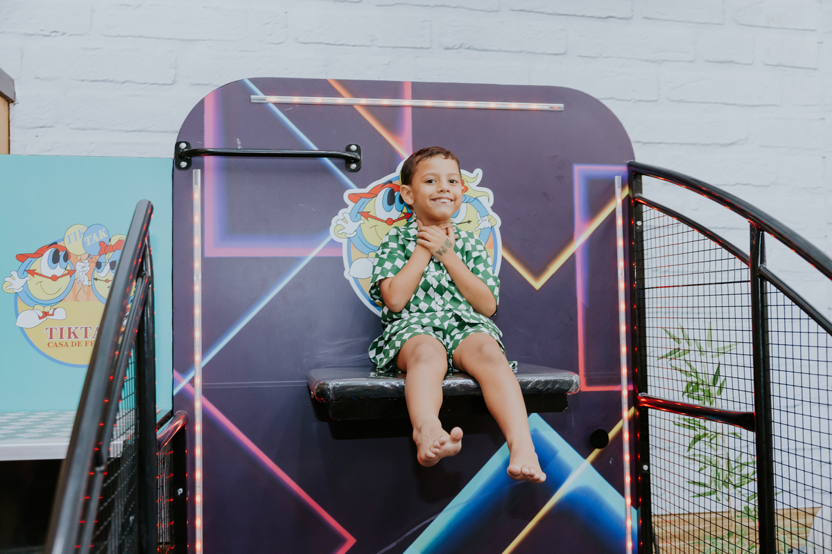 fotografa familia evento Rio de Janeiro 4 anos benjamín tema detetives do prédio azul fotografia festa infantil rj casa de festa tik tak botafogo 