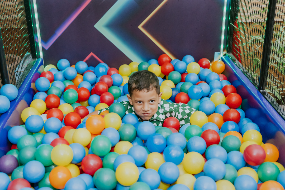 fotografa familia evento Rio de Janeiro 4 anos benjamín tema detetives do prédio azul fotografia festa infantil rj casa de festa tik tak botafogo 