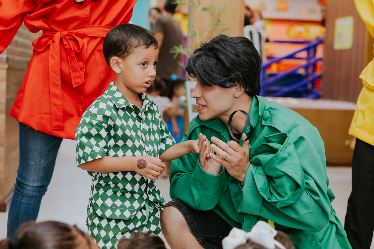 fotografa familia evento Rio de Janeiro 4 anos benjamín tema detetives do prédio azul fotografia festa infantil rj casa de festa tik tak botafogo 