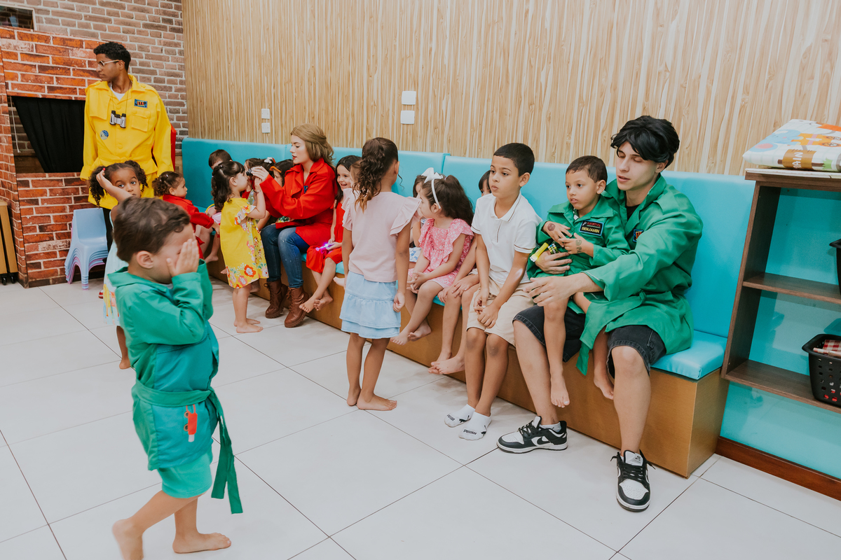 fotografa familia evento Rio de Janeiro 4 anos benjamín tema detetives do prédio azul fotografia festa infantil rj casa de festa tik tak botafogo 