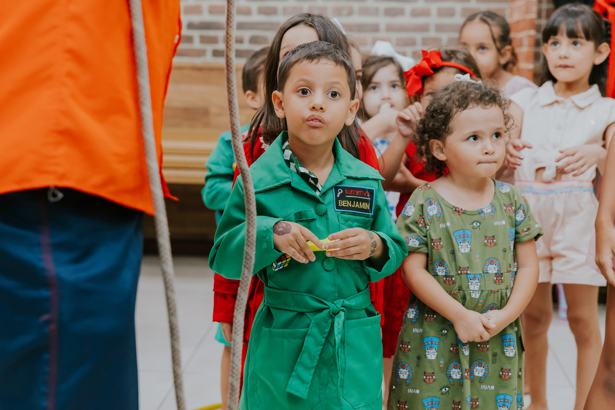fotografa familia evento Rio de Janeiro 4 anos benjamín tema detetives do prédio azul fotografia festa infantil rj casa de festa tik tak botafogo 