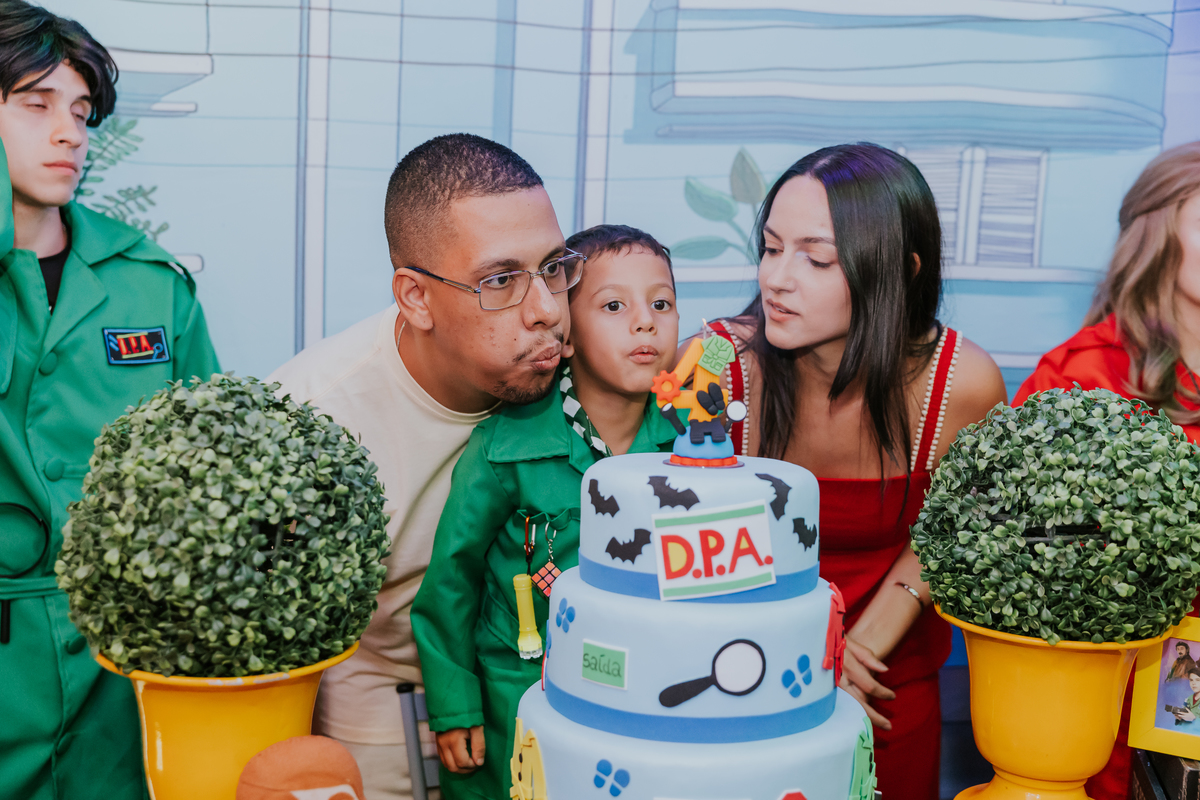 fotografa familia evento Rio de Janeiro 4 anos benjamín tema detetives do prédio azul fotografia festa infantil rj casa de festa tik tak botafogo 