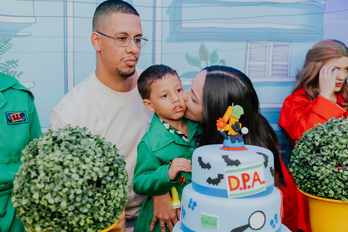 fotografa familia evento Rio de Janeiro 4 anos benjamín tema detetives do prédio azul fotografia festa infantil rj casa de festa tik tak botafogo 