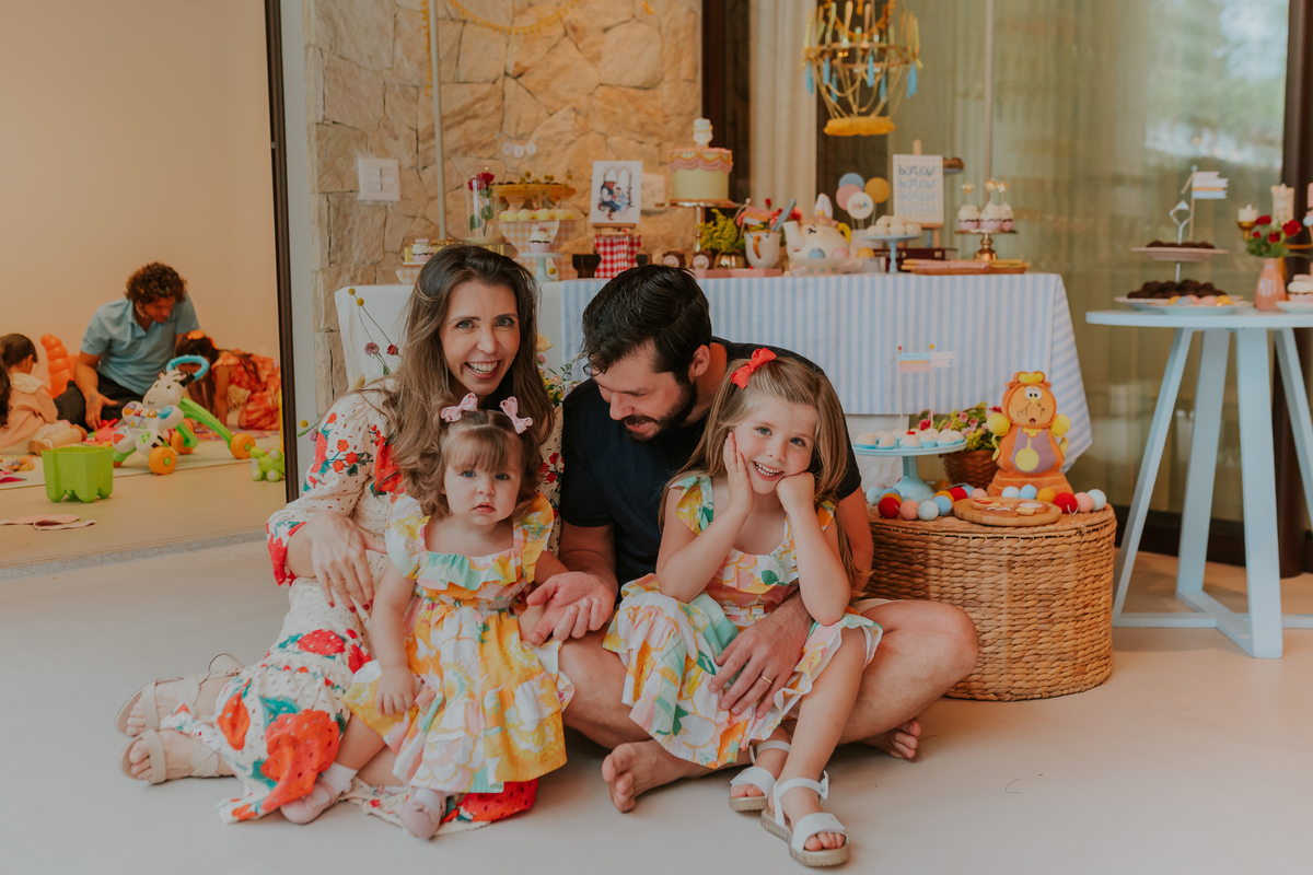 fotografia festa infantil 5 anos mia a bela e a fera barra da Tijuca fotografa de eventos rio de janeiro rj 