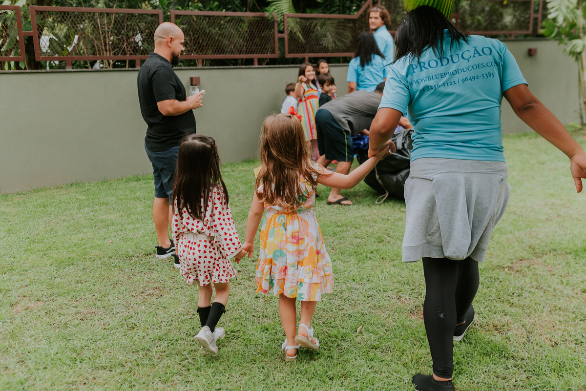 fotografia festa infantil 5 anos mia a bela e a fera barra da Tijuca fotografa de eventos rio de janeiro rj 