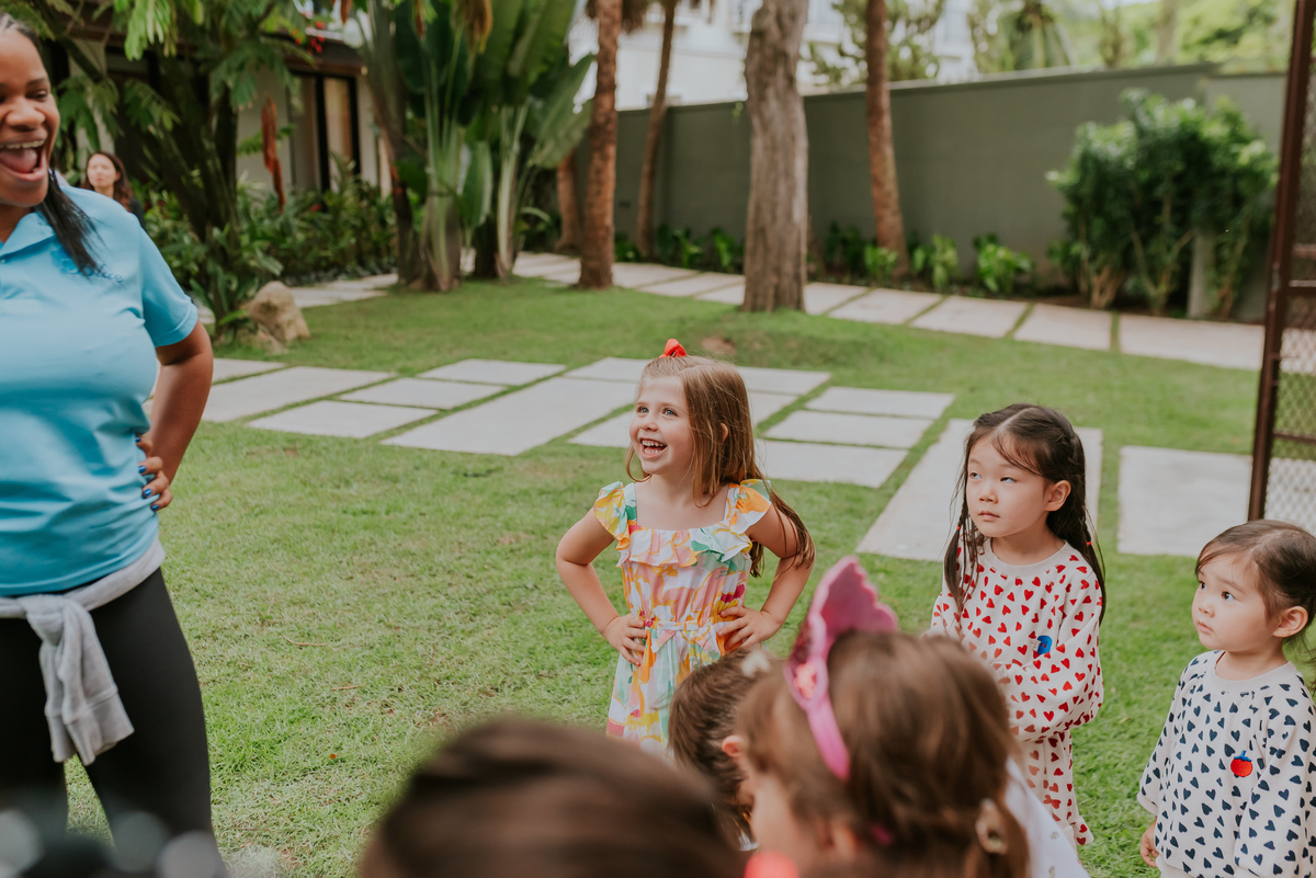 fotografia festa infantil 5 anos mia a bela e a fera barra da Tijuca fotografa de eventos rio de janeiro rj 