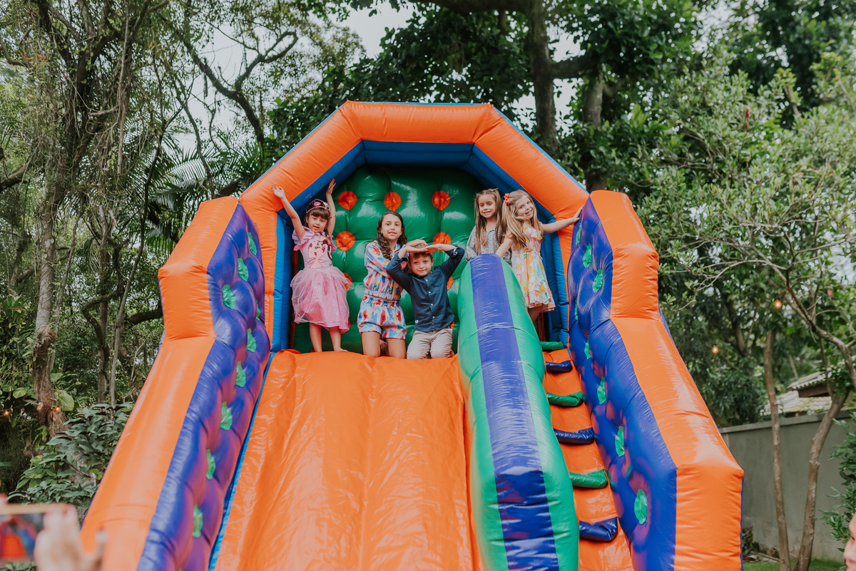fotografia festa infantil 5 anos mia a bela e a fera barra da Tijuca fotografa de eventos rio de janeiro rj 