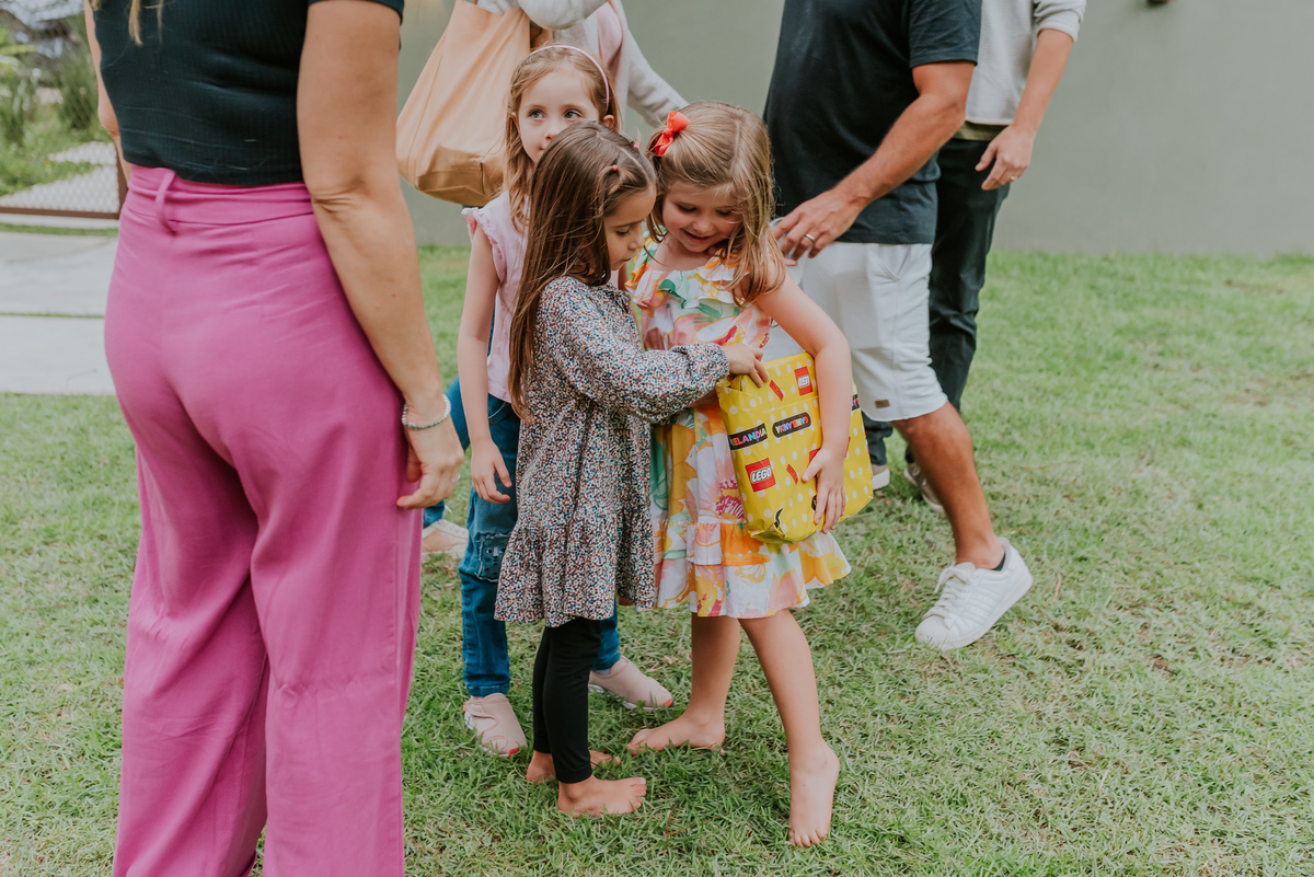 fotografia festa infantil 5 anos mia a bela e a fera barra da Tijuca fotografa de eventos rio de janeiro rj 