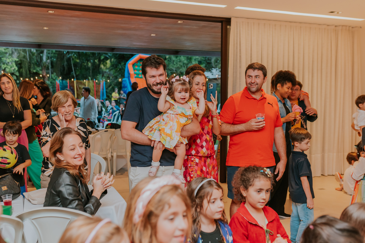 fotografia festa infantil 5 anos mia a bela e a fera barra da Tijuca fotografa de eventos rio de janeiro rj 