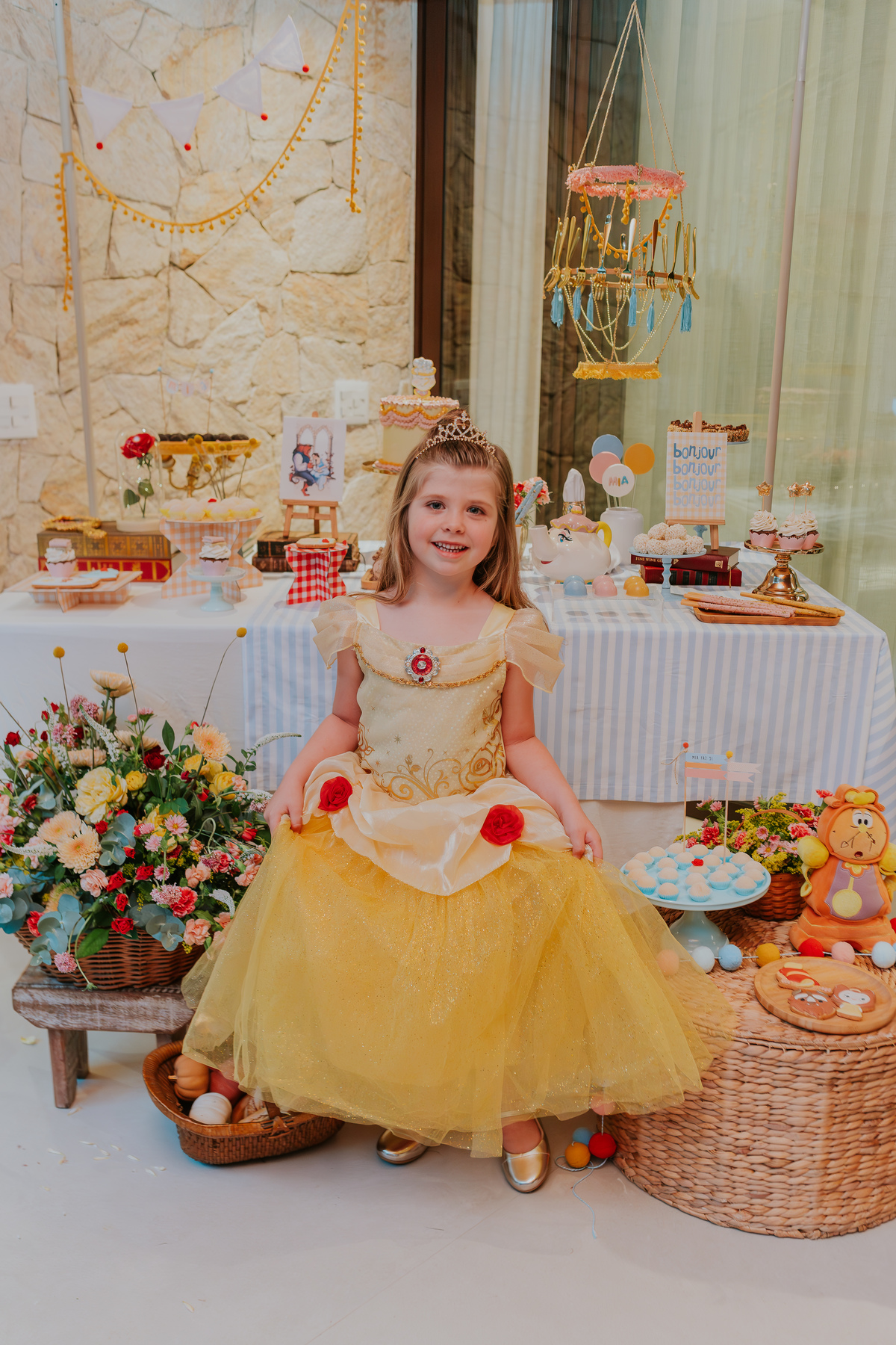 fotografia festa infantil 5 anos mia a bela e a fera barra da Tijuca fotografa de eventos rio de janeiro rj 