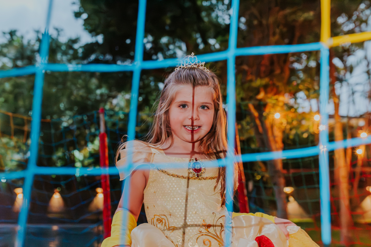 fotografia festa infantil 5 anos mia a bela e a fera barra da Tijuca fotografa de eventos rio de janeiro rj 