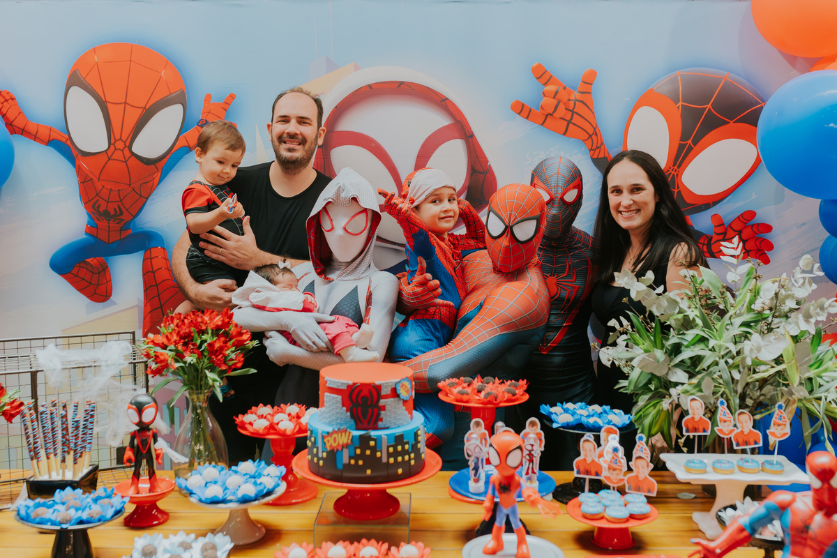 fotografa festa infantil evento 4 anos Murilo homem aranha casa de festas quintal festa Botafogo Rio de Janeiro fotografa família rj 