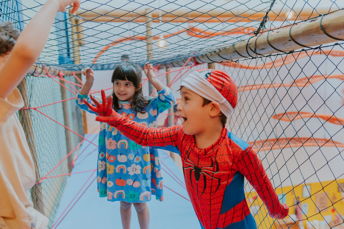 fotografa festa infantil evento 4 anos Murilo homem aranha casa de festas quintal festa Botafogo Rio de Janeiro fotografa família rj 