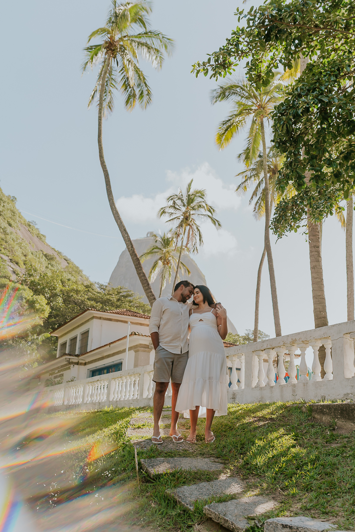 fotografa ensaio externo de familia gestante a espera do Benicio praia vermelha rj Rio de Janeiro urca amanhecer fotografia 