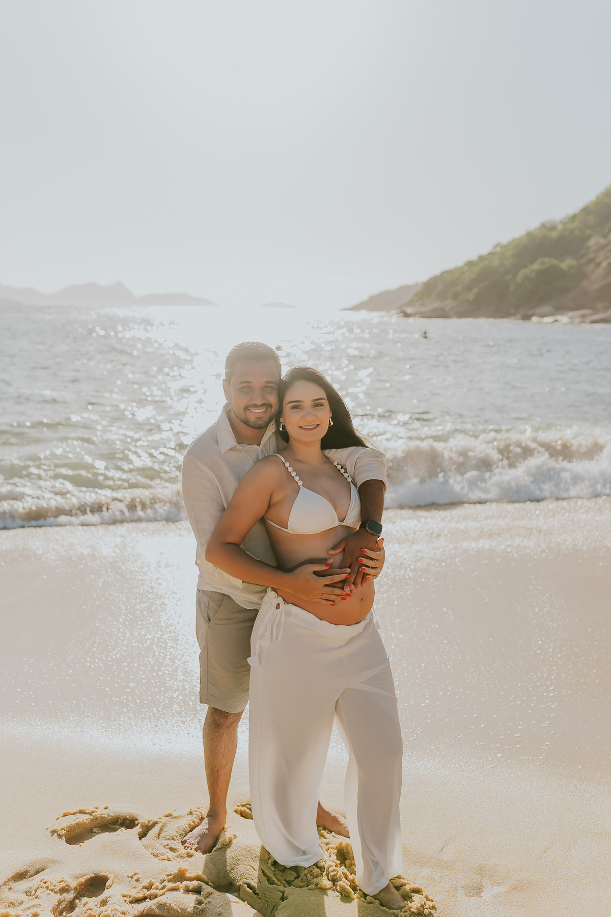 fotografa ensaio externo de familia gestante a espera do Benicio praia vermelha rj Rio de Janeiro urca amanhecer fotografia 