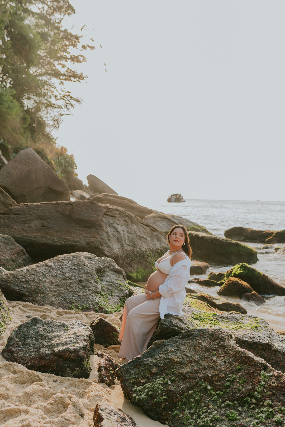 fotografia fotografa rj ensaio de gestante gravida amanhecer praia vermelha urca Rio de Janeiro familia sessão externa natureza 