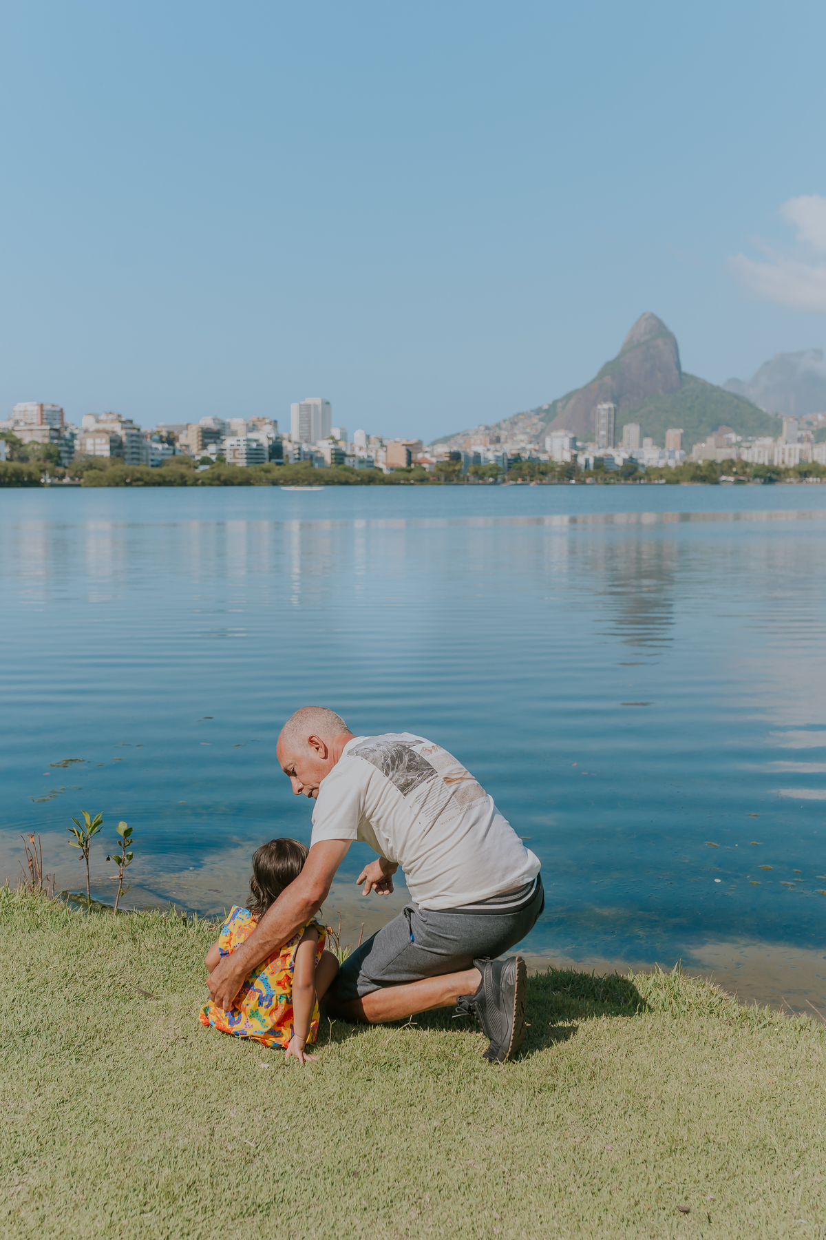 fotografia ensaio sessão familia externo natureza lagoa Rodrigo de Freitas fotografa rj Rio de Janeiro 