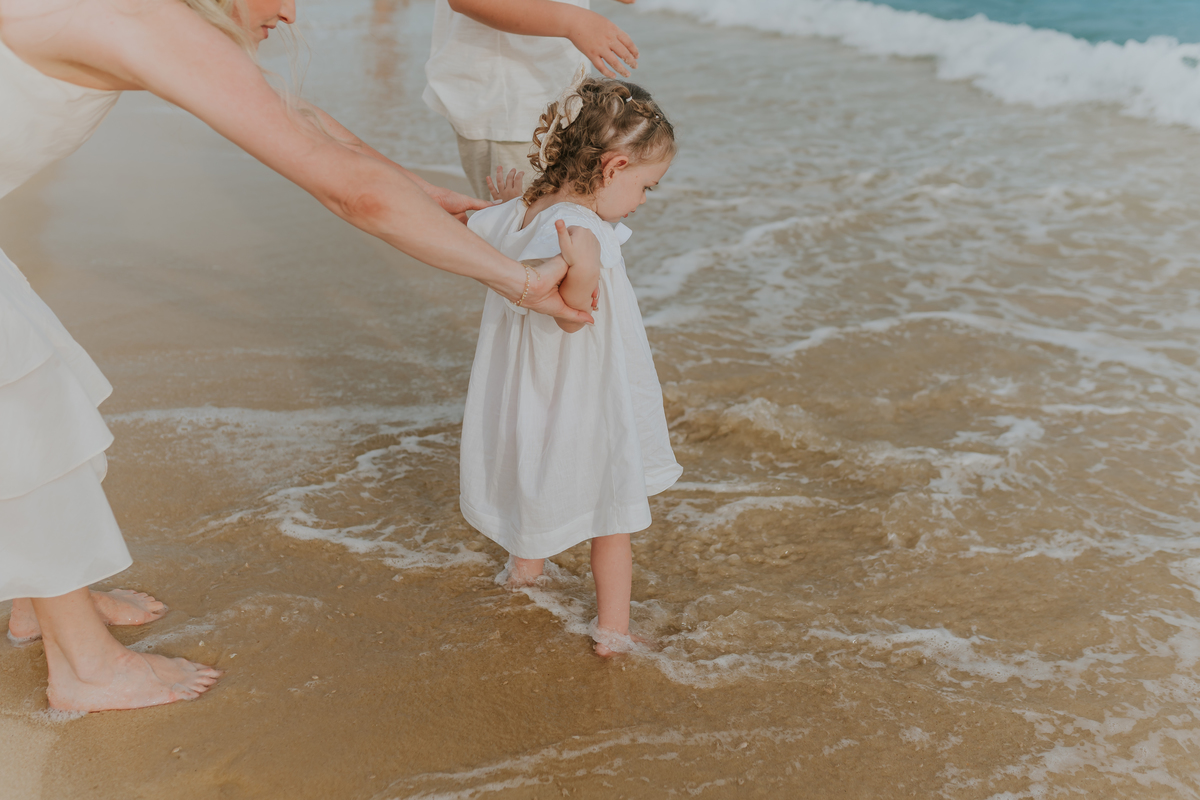 fotografia ensaio externo natureza familia fotografa rj Rio de Janeiro 3 anos barra da Tijuca ilha 3 praia 